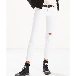 Levi’s 711 ankle skinny size 32